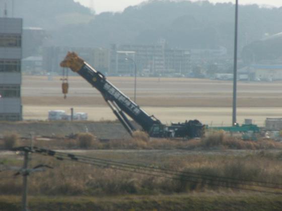 福岡空港のAC-700