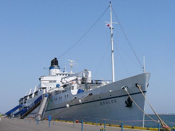 MV DOULOS