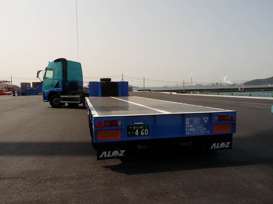 トレーラー